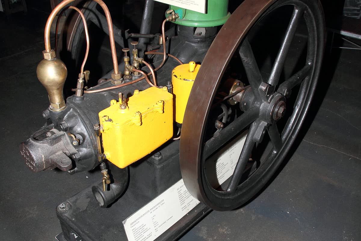 2002 Yanmar Diesel Engine Unit