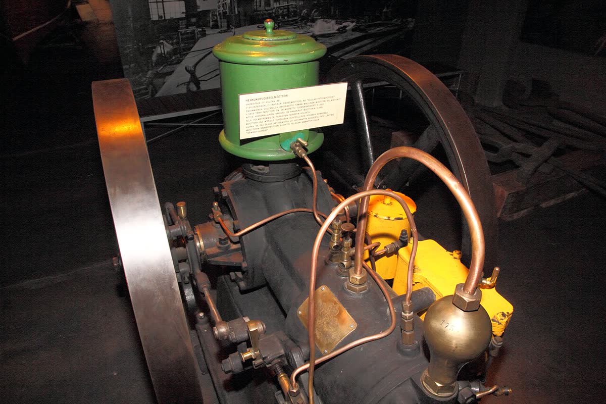 2002 Yanmar Diesel Engine Unit image 2