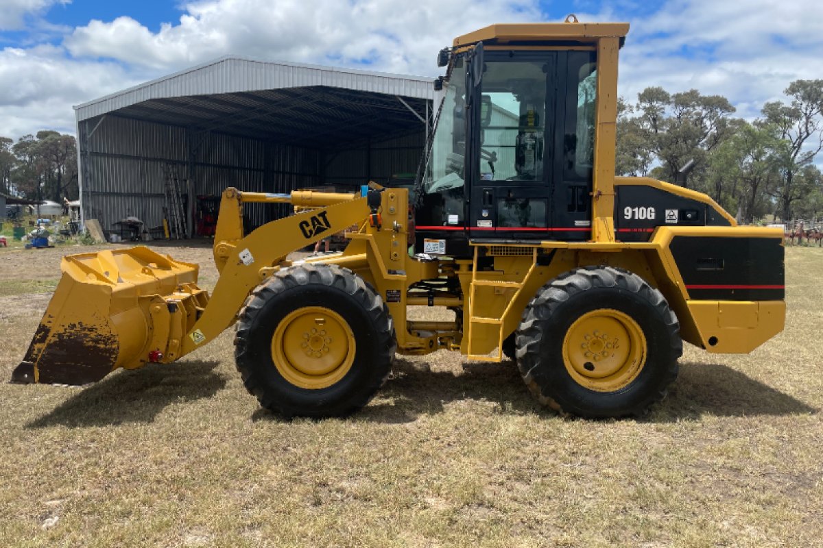 Representative photo of 2005 Caterpillar 910G Wheel Loader