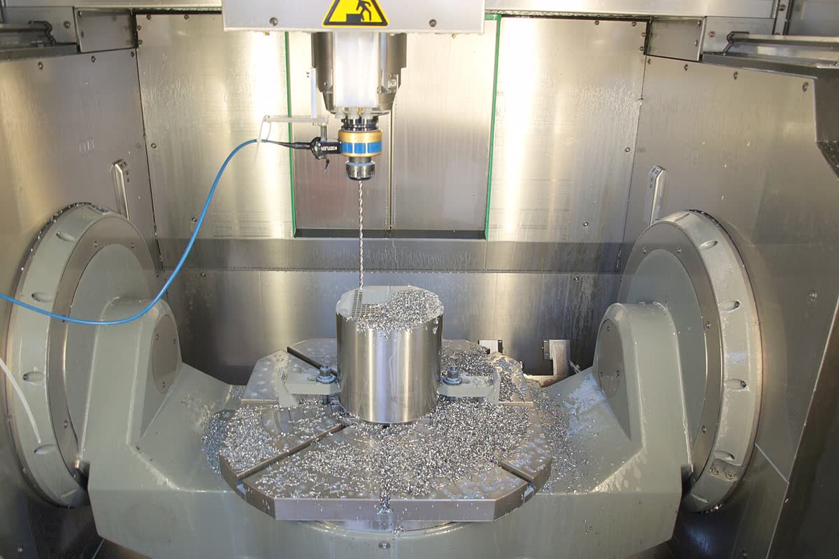 2005 Makino CNC Machining Center