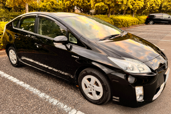 2011 TOYOTA PRIUS